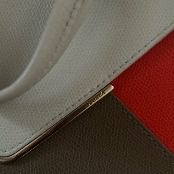 Furla Medium Keris Handbag - Picture 4 of 12